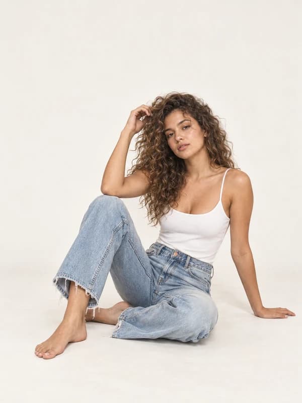 Seated pose for outfit try-on